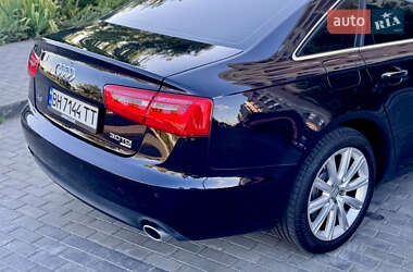 Седан Audi A6 2012 в 