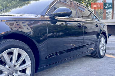 Седан Audi A6 2012 в 