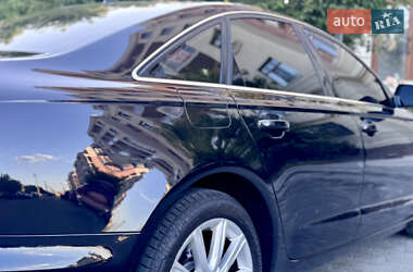 Седан Audi A6 2012 в 