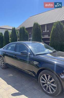 Седан Audi A6 2012 в 