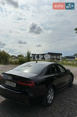 Седан Audi A6 2012 в 