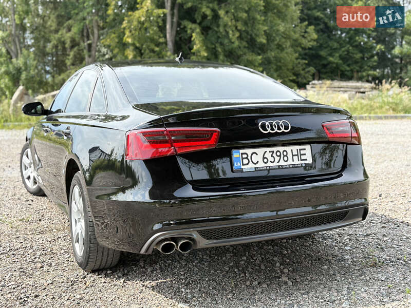 Седан Audi A6 2012 в Самборе