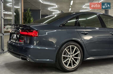 Седан Audi A6 2015 в 