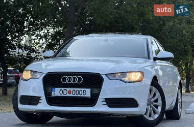 Седан Audi A6 2012 в 