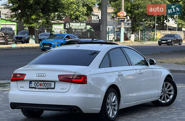 Седан Audi A6 2012 в 