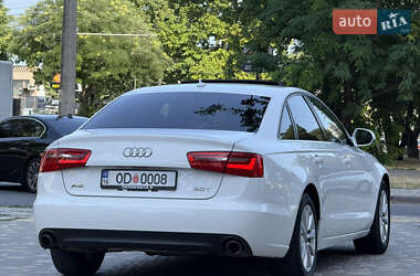 Седан Audi A6 2012 в 