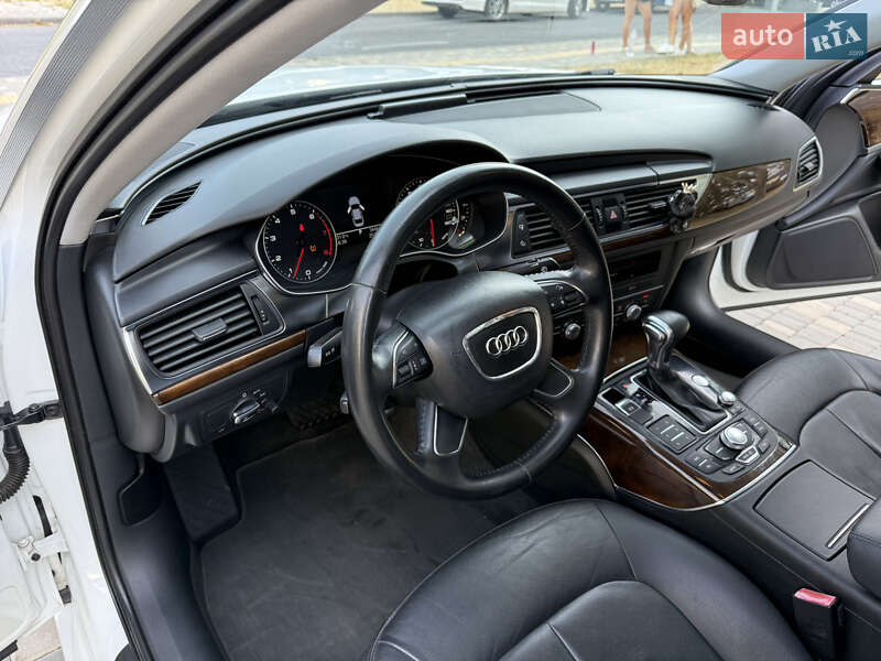 Седан Audi A6 2012 в Одессе