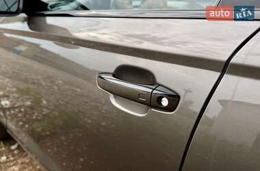 Седан Audi A6 2014 в 