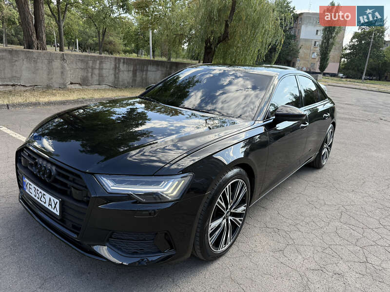 Седан Audi A6 2018 в 