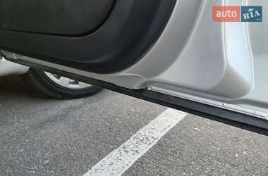 Седан Audi A6 2004 в 