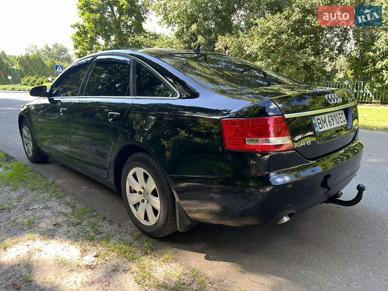 Седан Audi A6 2004 в Новгород-Северском