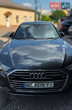 Седан Audi A6 2022 в 
