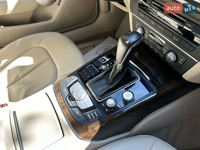 Седан Audi A6 2016 в Ровно