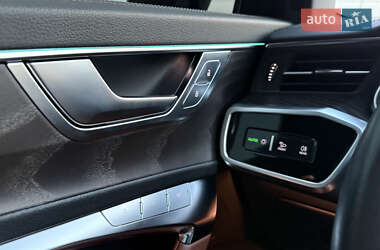 Седан Audi A6 2022 в 