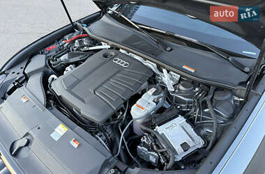 Седан Audi A6 2022 в 