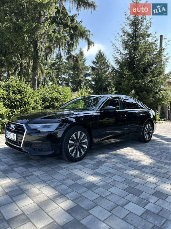 Седан Audi A6 2018 в 