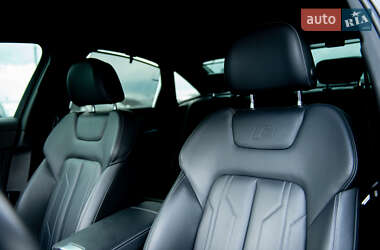 Седан Audi A6 2018 в 