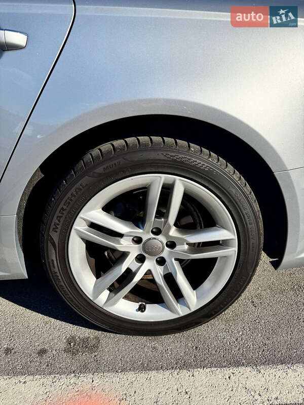 Седан Audi A6 2017 в Киеве