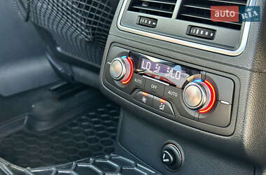 Седан Audi A6 2012 в 