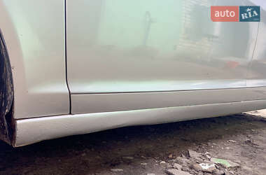 Седан Audi A6 2004 в 