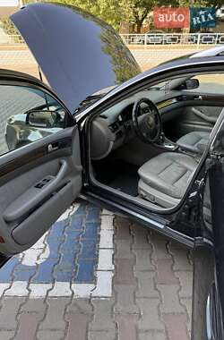 Универсал Audi A6 2001 в 