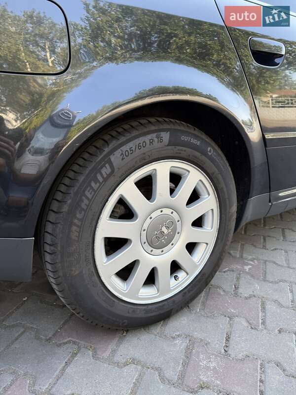 Универсал Audi A6 2001 в Одессе