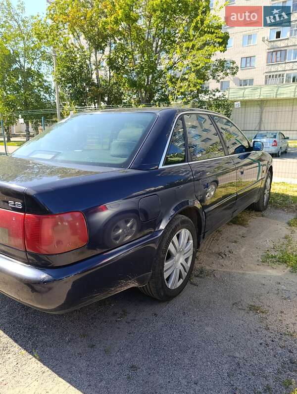 Седан Audi A6 1997 в Кременчуге