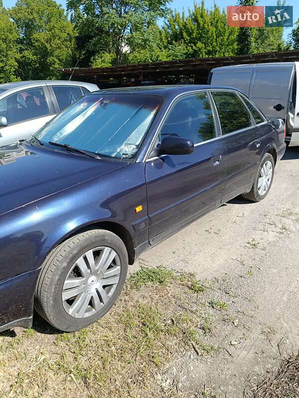 Седан Audi A6 1997 в Кременчуге