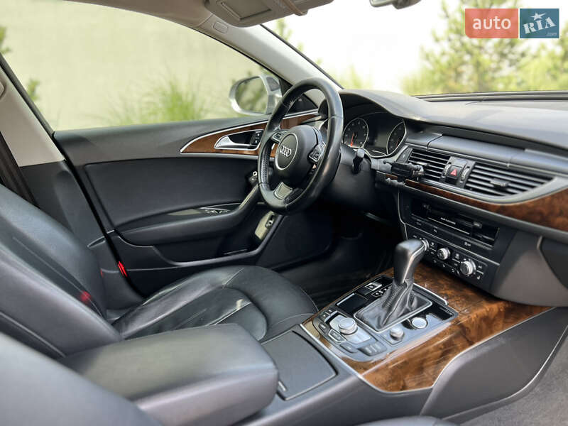 Седан Audi A6 2015 в Луцке
