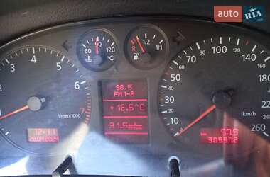 Седан Audi A6 2000 в 