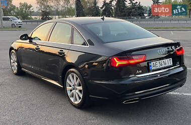 Седан Audi A6 2015 в 