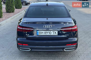 Седан Audi A6 2019 в 