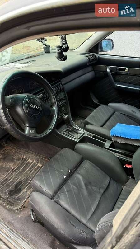Седан Audi A6 1997 в Бышеве