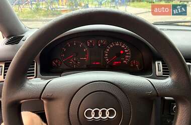 Седан Audi A6 1998 в 