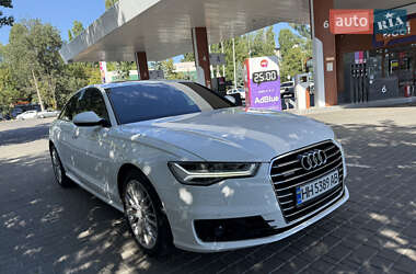 Седан Audi A6 2015 в 