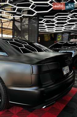 Седан Audi A6 2015 в 