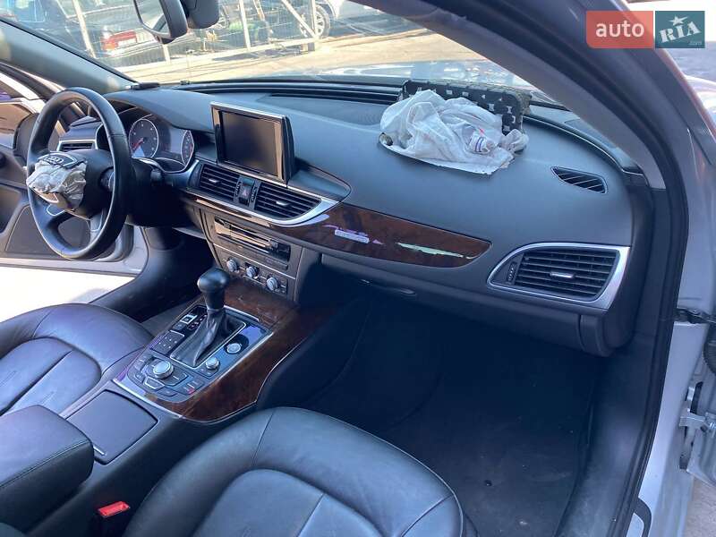 Седан Audi A6 2014 в Львове