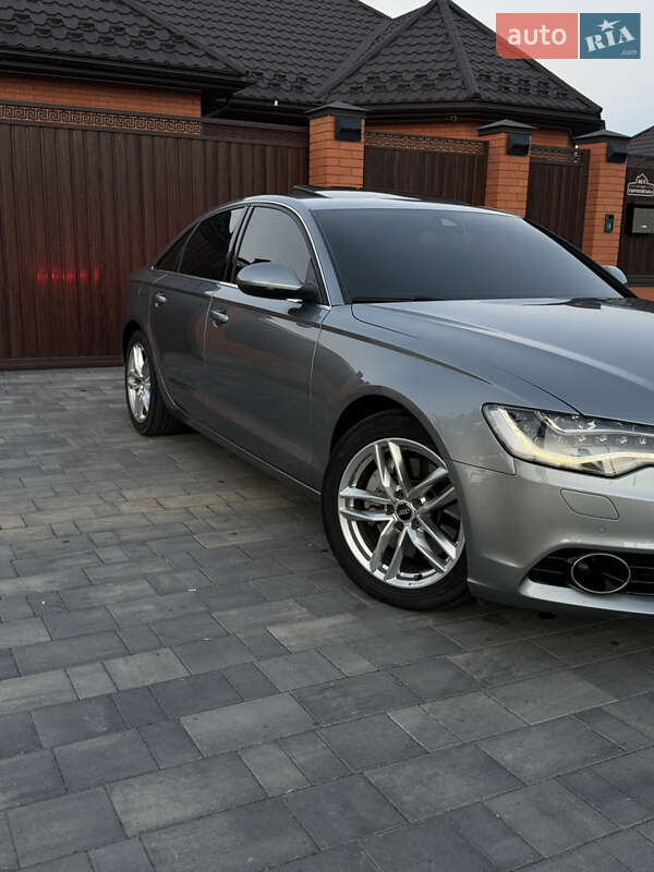Седан Audi A6 2014 в Измаиле