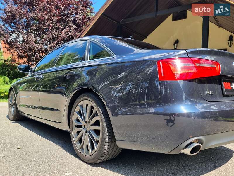 Седан Audi A6 2012 в Киеве