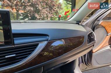 Седан Audi A6 2012 в 