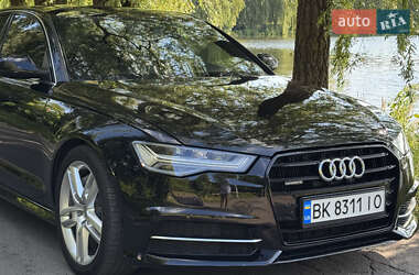 Седан Audi A6 2015 в 