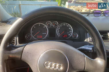 Универсал Audi A6 2004 в Воловце