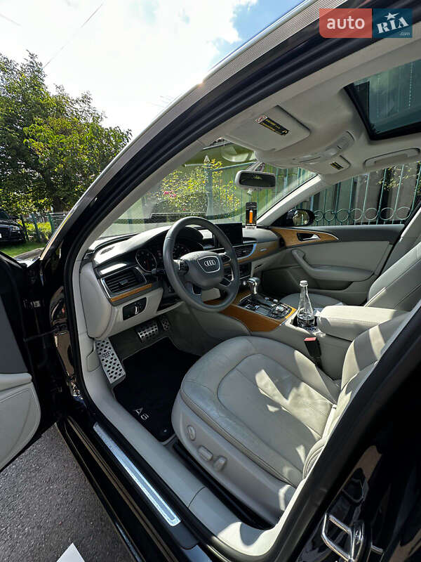 Седан Audi A6 2012 в Нововолынске