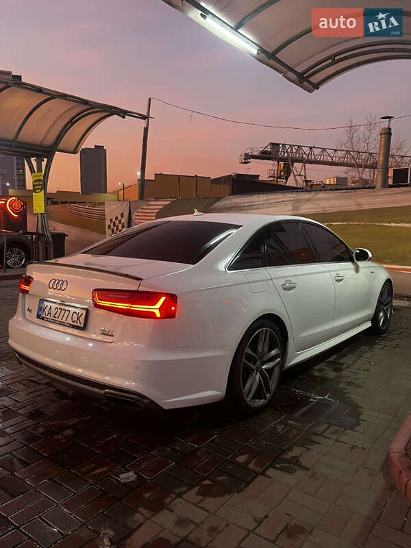Седан Audi A6 2014 в Киеве