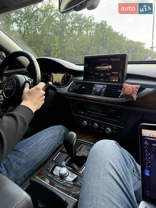 Седан Audi A6 2014 в Киеве