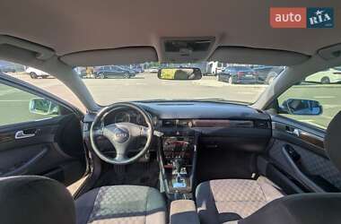 Универсал Audi A6 2001 в 