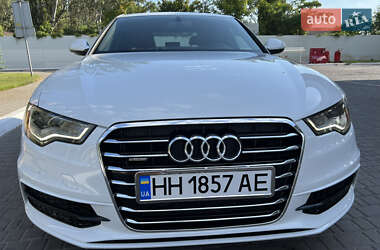 Седан Audi A6 2014 в 