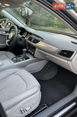 Седан Audi A6 2014 в 