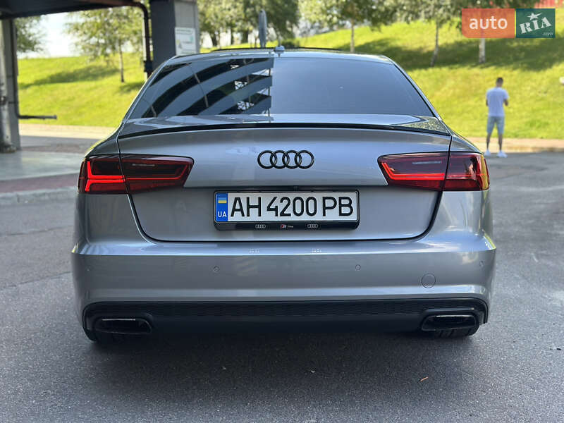 Седан Audi A6 2015 в Киеве