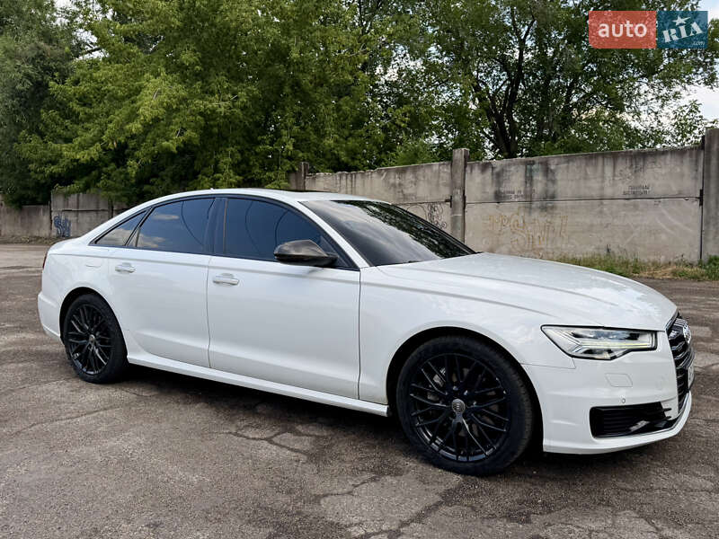 Седан Audi A6 2015 в Днепре